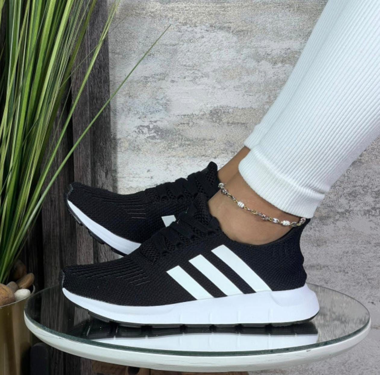 Adidas Swift