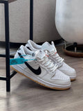 NIKE SB
