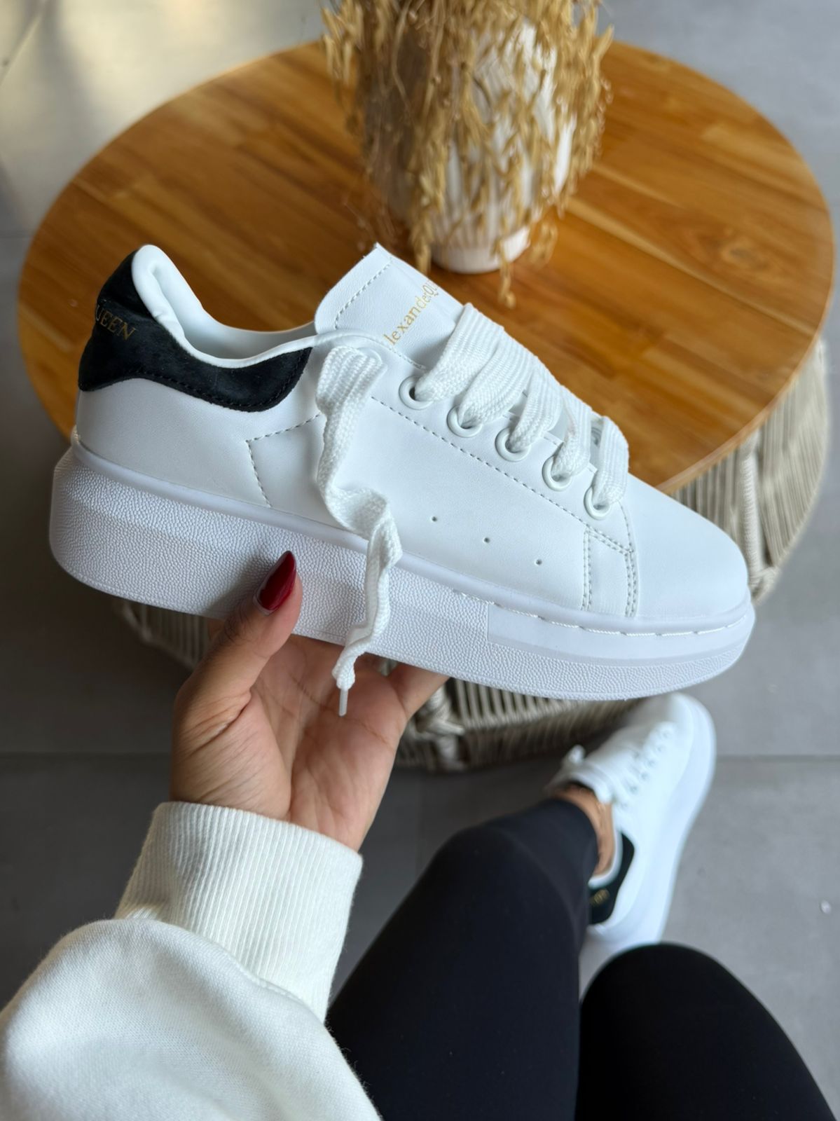 ALEXANDER MCQUEEN