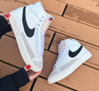 NIKE BLAZER