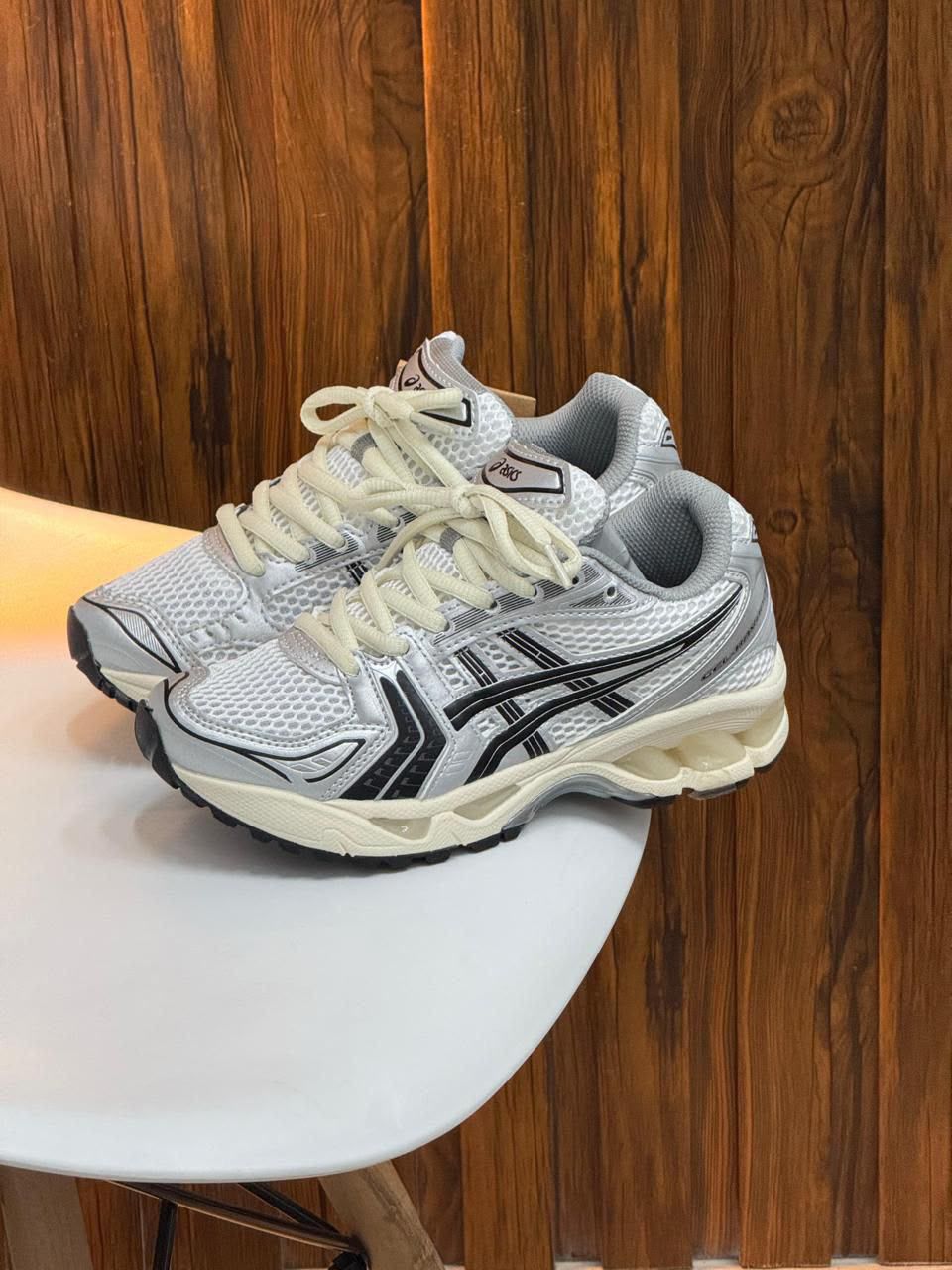ASICS